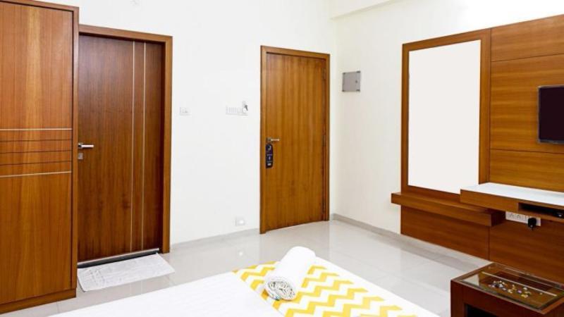 Oyo 14500 Hotel Hill View Guest House Hyderabad Exterior photo