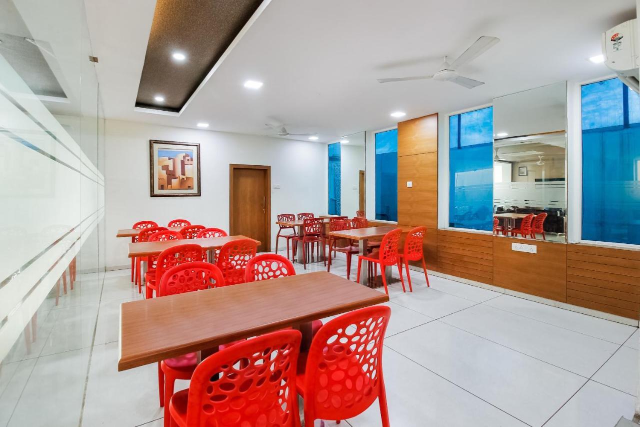 Oyo 14500 Hotel Hill View Guest House Hyderabad Exterior photo