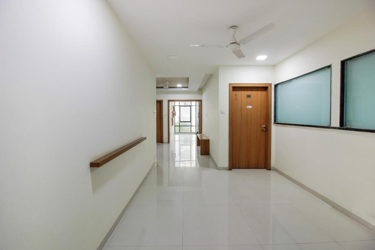 Oyo 14500 Hotel Hill View Guest House Hyderabad Exterior photo